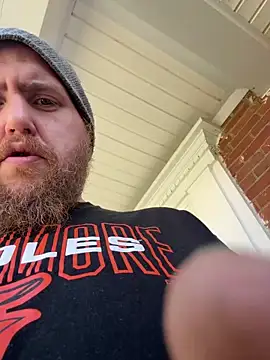 Snapshot of jayc23 chatting on 04-10-26, 06:37 jayc23 online show from 04-10-26, 06:37