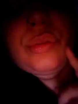 criscvwolff99 online show from 04-07-26, 03:52