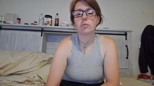 Snapshot of Rubygirl6 chatting on 09-11-25, 05:46 Rubygirl6 online show from 09-11-25, 05:46