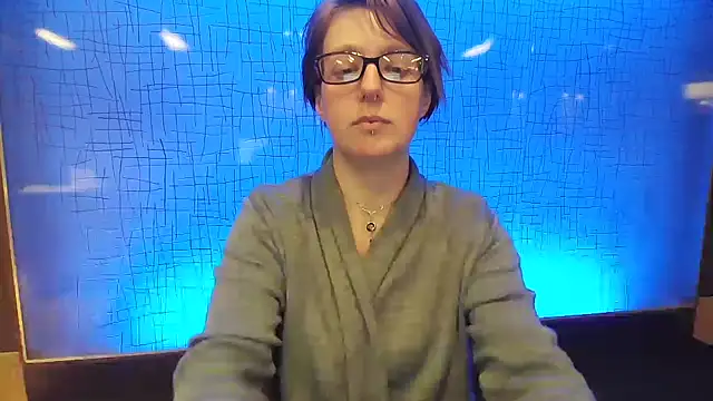 Snapshot of Rubygirl6 chatting on 09-10-25, 10:36 Rubygirl6 online show from 09-10-25, 10:36