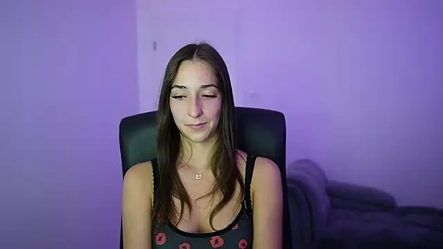 Crystalbrunette18 online show from 06-01-26, 07:35