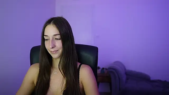 Crystalbrunette18 online show from 07-16-26, 01:08