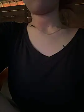 Snapshot of Sexx-12x chatting on 04-06-26, 11:39 Sexx-12x online show from 04-06-26, 11:39