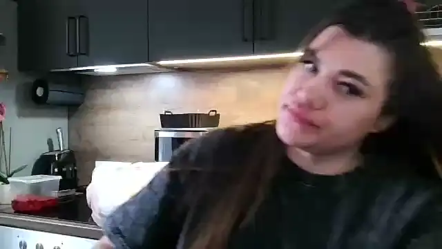 miss preggie online show from 04-09-26, 01:28