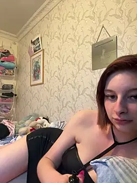 Chelssweetx online show from 04-15-26, 06:45