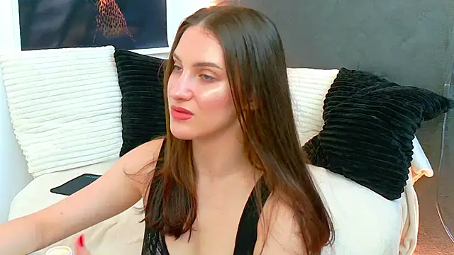Amira a online show from 06-25-26, 05:12