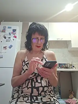 LaliaMia online show from 12-18-25, 03:11