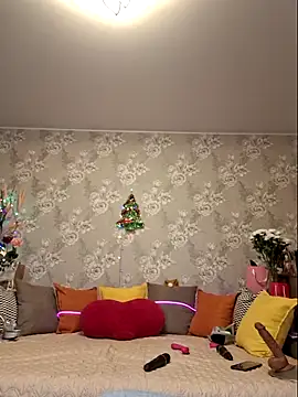 LaliaMia online show from 12-05-25, 03:21