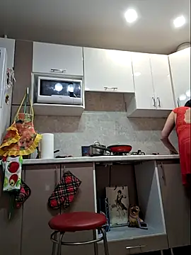 Snapshot of LaliaMia chatting on 03-18-25, 01:44 LaliaMia online show from 03-18-25, 01:44