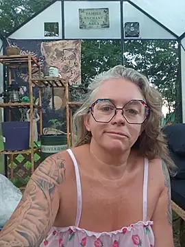 Blondejenn online show from 07-08-26, 11:33