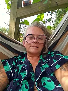 Blondejenn online show from 05-19-26, 04:47