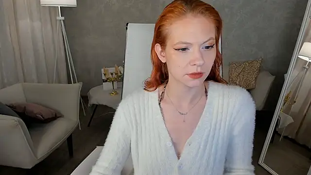 Snapshot of LisaAris chatting on 06-19-26, 09:20 LisaAris online show from 06-19-26, 09:20