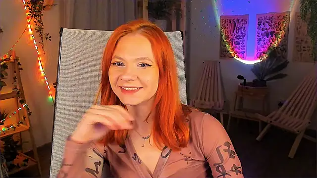 LisaAris online show from 05-09-26, 06:22