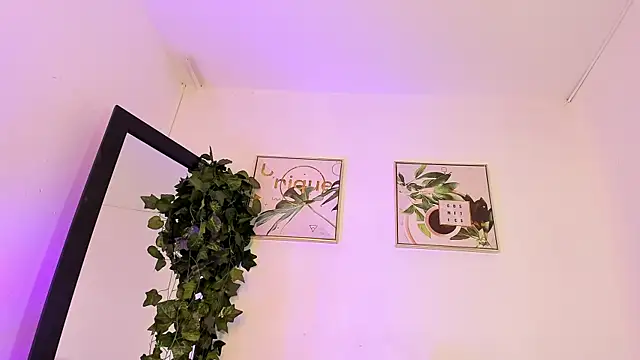 Maddie Ray online show from 06-21-26, 04:13