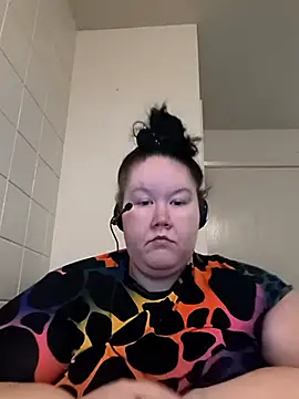Snapshot of hisalphaqueen27 chatting on 04-24-26, 12:56 hisalphaqueen27 online show from 04-24-26, 12:56