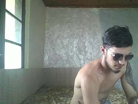 robertmrn112 online show from 05-31-26, 02:01
