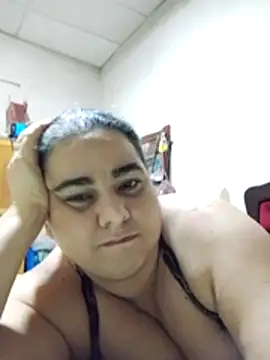 Golositadeamor online show from 05-17-26, 06:24