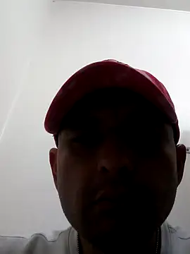 Snapshot of KingRichard3328 chatting on 07-02-26, 03:51 KingRichard3328 online show from 07-02-26, 03:51