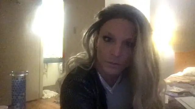 GypsiiCornel online show from 04-12-26, 10:29