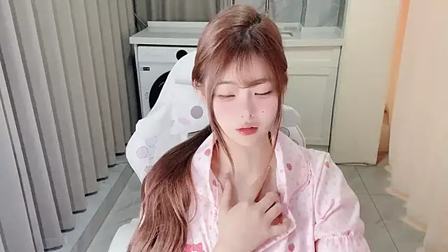 xiaoyugan cute online show from 06-14-26, 03:24
