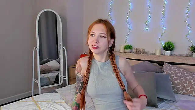 Sienna Nyx online show from 04-17-26, 09:45