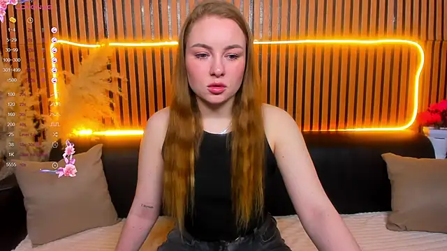 AlyaMe online show from 04-28-26, 01:15