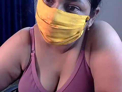 Snapshot of charu-baby chatting on 05-14-26, 06:32 charu-baby online show from 05-14-26, 06:32