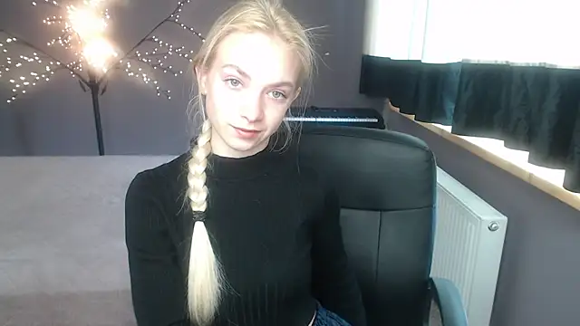 SonnySofia online show from 04-22-26, 05:36