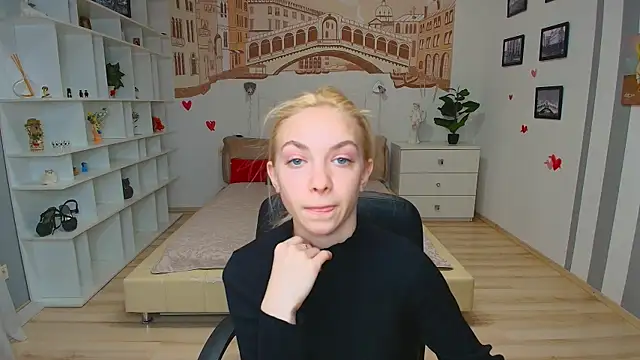 SonnySofia online show from 04-15-26, 05:57