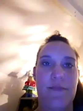 Snapshot of Maggie38 chatting on 07-04-26, 12:32 Maggie38 online show from 07-04-26, 12:32
