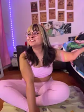 ZoeyDoll  online show from 04-10-26, 12:45