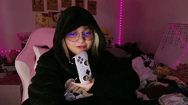 ZoeyDoll  online show from 04-21-26, 02:14