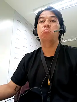 akiramoore online show from 06-04-26, 01:54