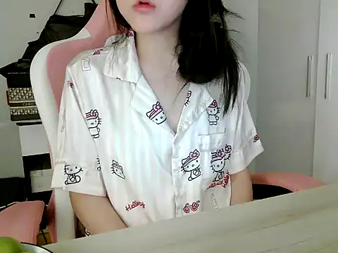 lucienguyen online show from 07-14-26, 05:30