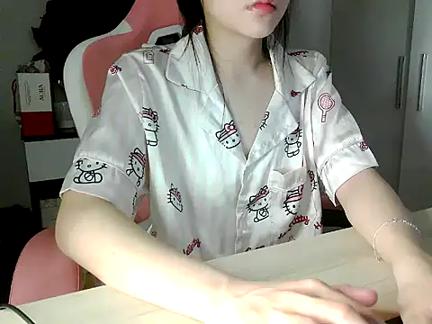lucienguyen online show from 05-27-26, 06:59