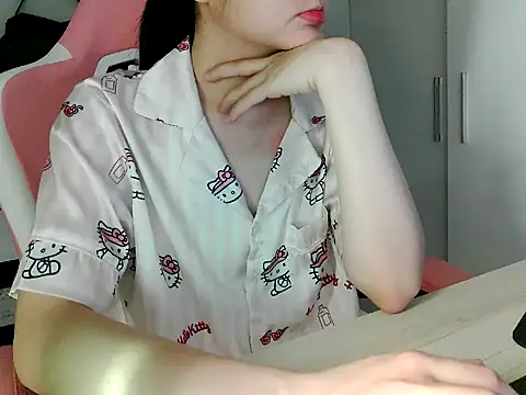 lucienguyen online show from 06-04-26, 06:40