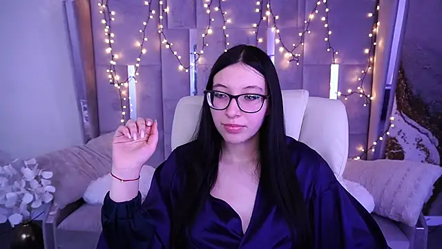 SsoftAura online show from 04-30-26, 12:45