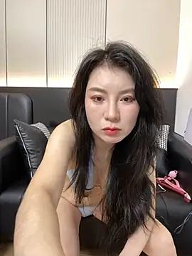 HY-QIAN online show from 06-18-26, 12:21