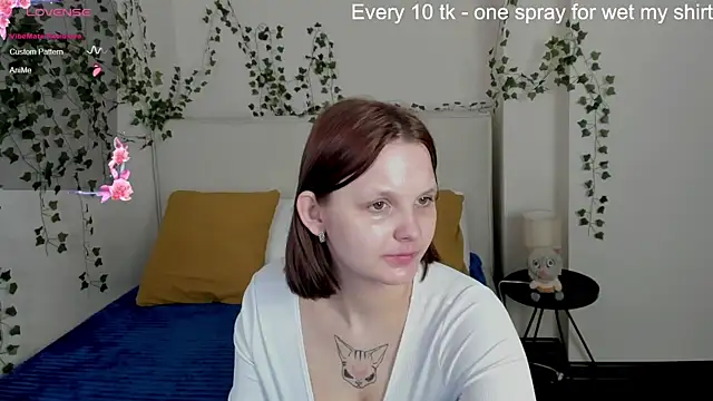 Charlotte Stee online show from 04-20-26, 02:25