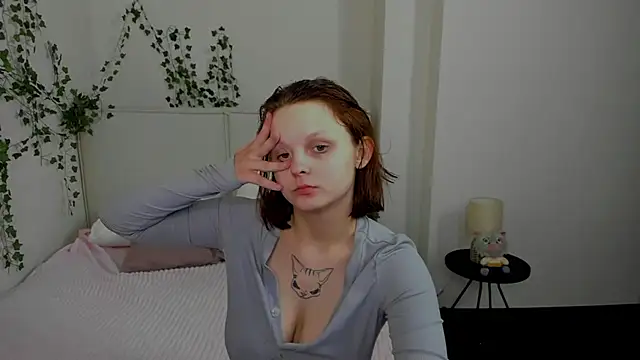 Charlotte Stee online show from 07-06-26, 02:40