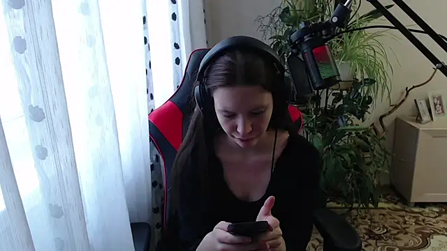 PunyKnee online show from 04-10-26, 10:33