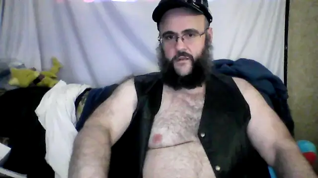 BriTheTopBear online show from 05-06-26, 12:47