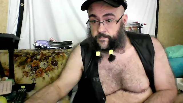 BriTheTopBear online show from 07-02-26, 03:23