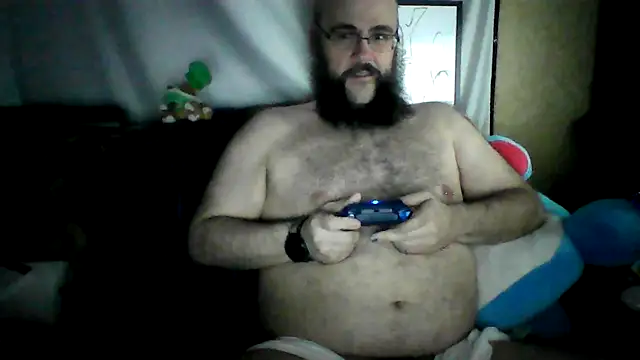 BriTheTopBear online show from 05-29-26, 05:13