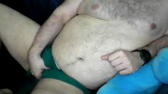 BriTheTopBear online show from 04-24-26, 02:46