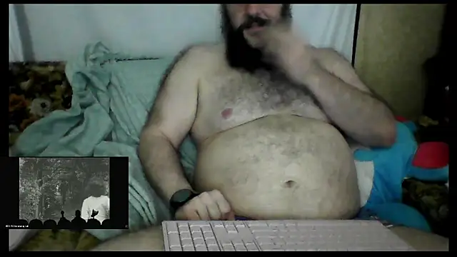 BriTheTopBear online show from 06-08-26, 01:28