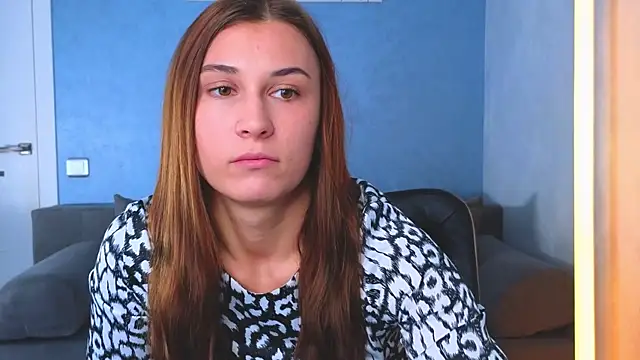 KatrinHapp online show from 04-10-26, 06:42