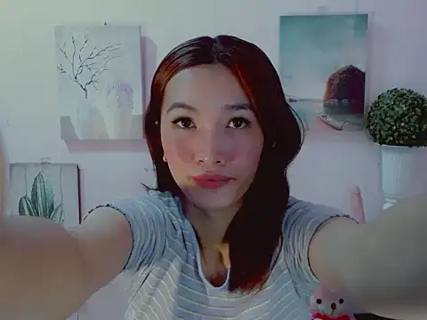 Snapshot of Mystic_haraxx chatting on 05-25-26, 10:08 Mystic haraxx online show from 05-25-26, 10:08