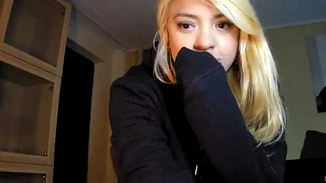 SilvyDiamond online show from 05-14-26, 09:45