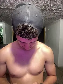 Gerardomendoza17 online show from 04-08-26, 07:21